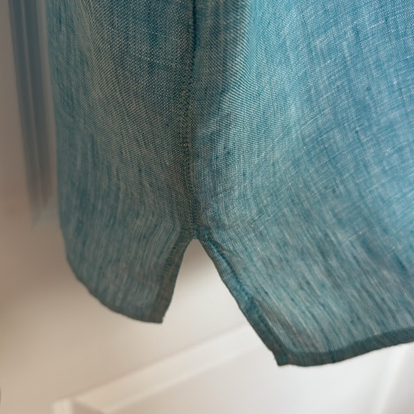 Tahari coastal cool blouse - Picture 3 of 6